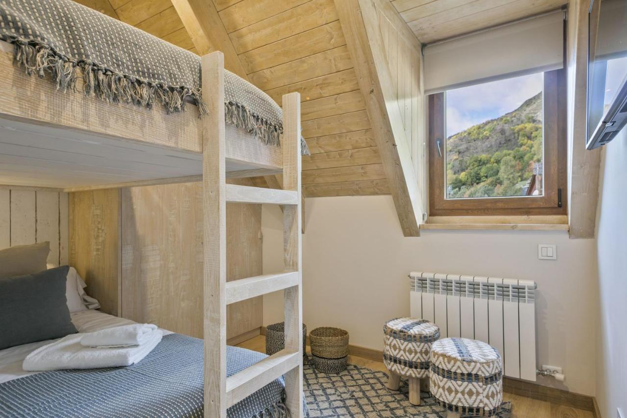 Luderna - Duplex Serradet Gessa Luaran gambar