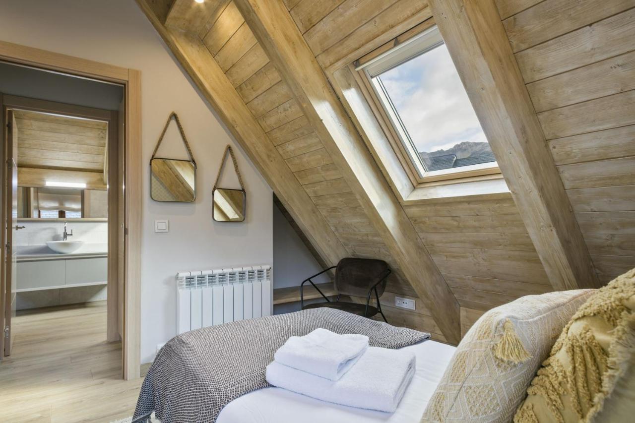 Luderna - Duplex Serradet Gessa Luaran gambar